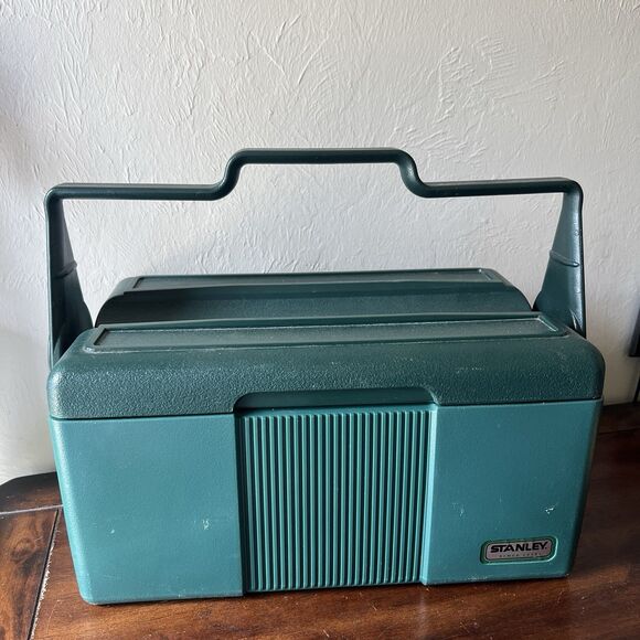 Vtg STANLEY Aladdin Green Insulated Divided Lunch Box Cooler NO THERMOS - Picture 1 of 15